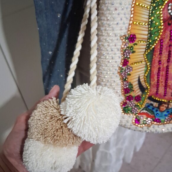 This item is a handcrafted Wayuu mochila bag from Colombia crystals beaded - Picture 5 of 10